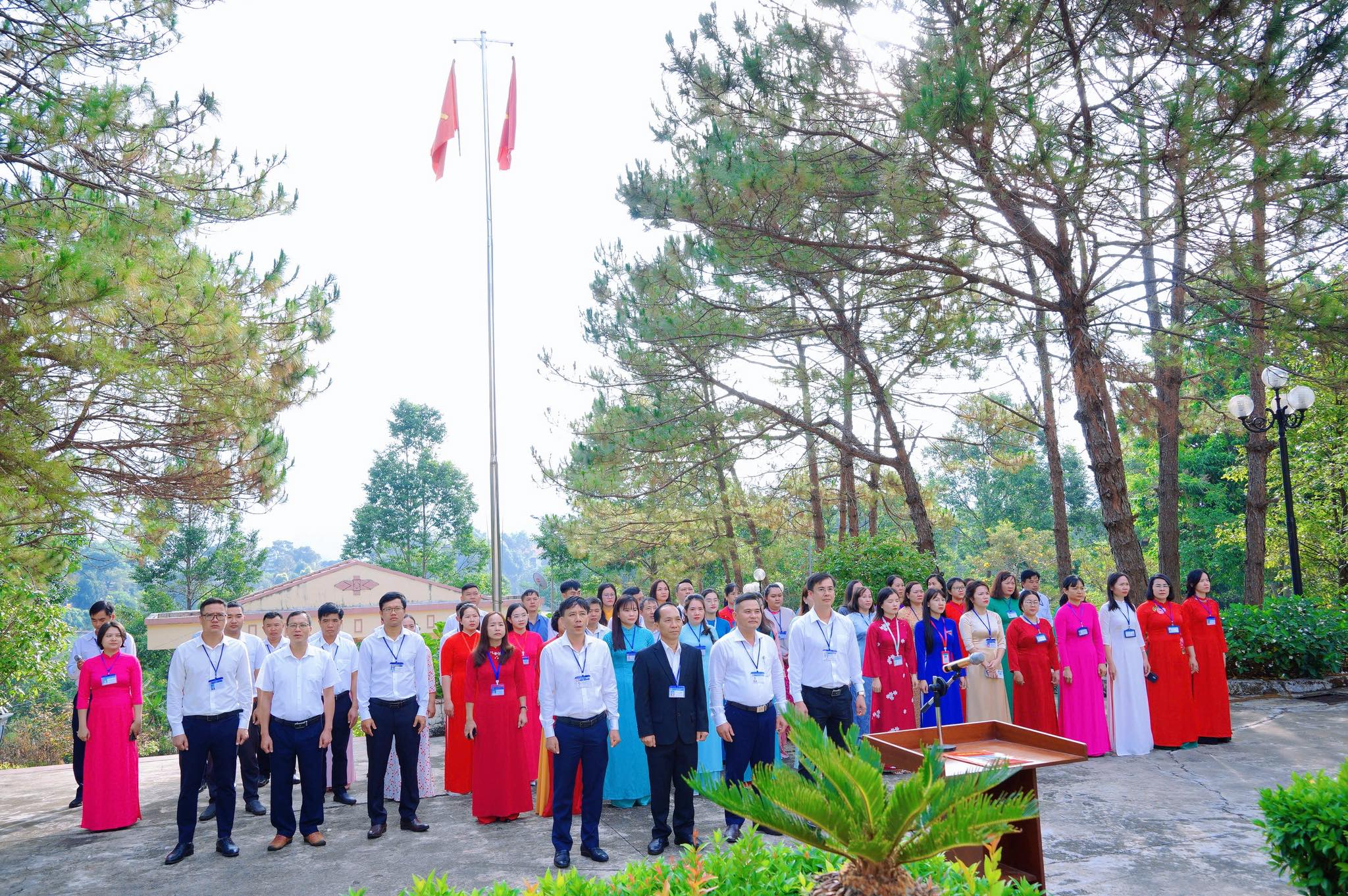 UBND PHƯỜNG NAM GIA NGHĨA TỔ CHỨC LỄ CHÀO CỜ THÁNG 04/2026