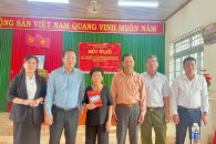 PHƯỜNG NAM GIA NGHĨA THĂM, TẶNG QUÀ TẾT NGƯỜI CÓ CÔNG NHÂN DỊP XUÂN BÍNH NGỌ 2026