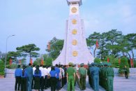 LÃNH ĐẠO TỈNH LÂM ĐỒNG VIẾNG NGHĨA TRANG LIỆT SĨ ĐẮK NÔNG